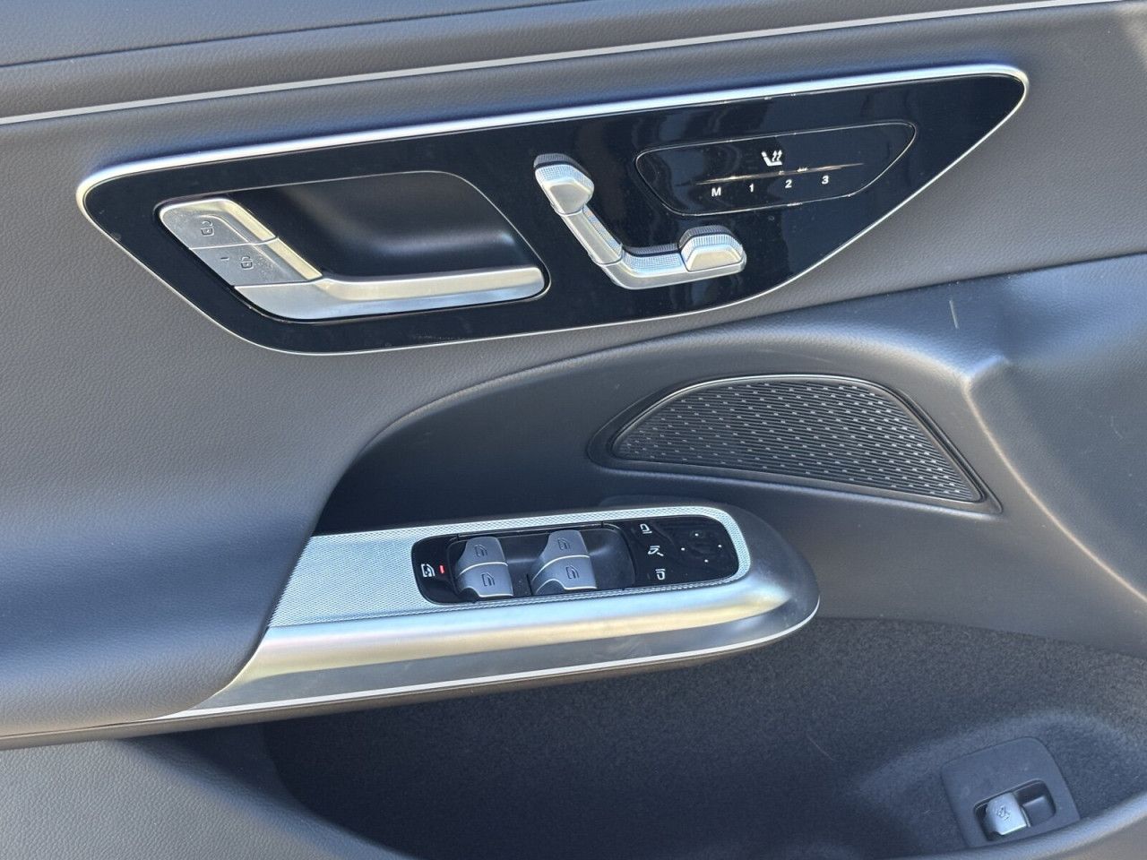 Mercedes-Benz E-Klasse – Bild 6