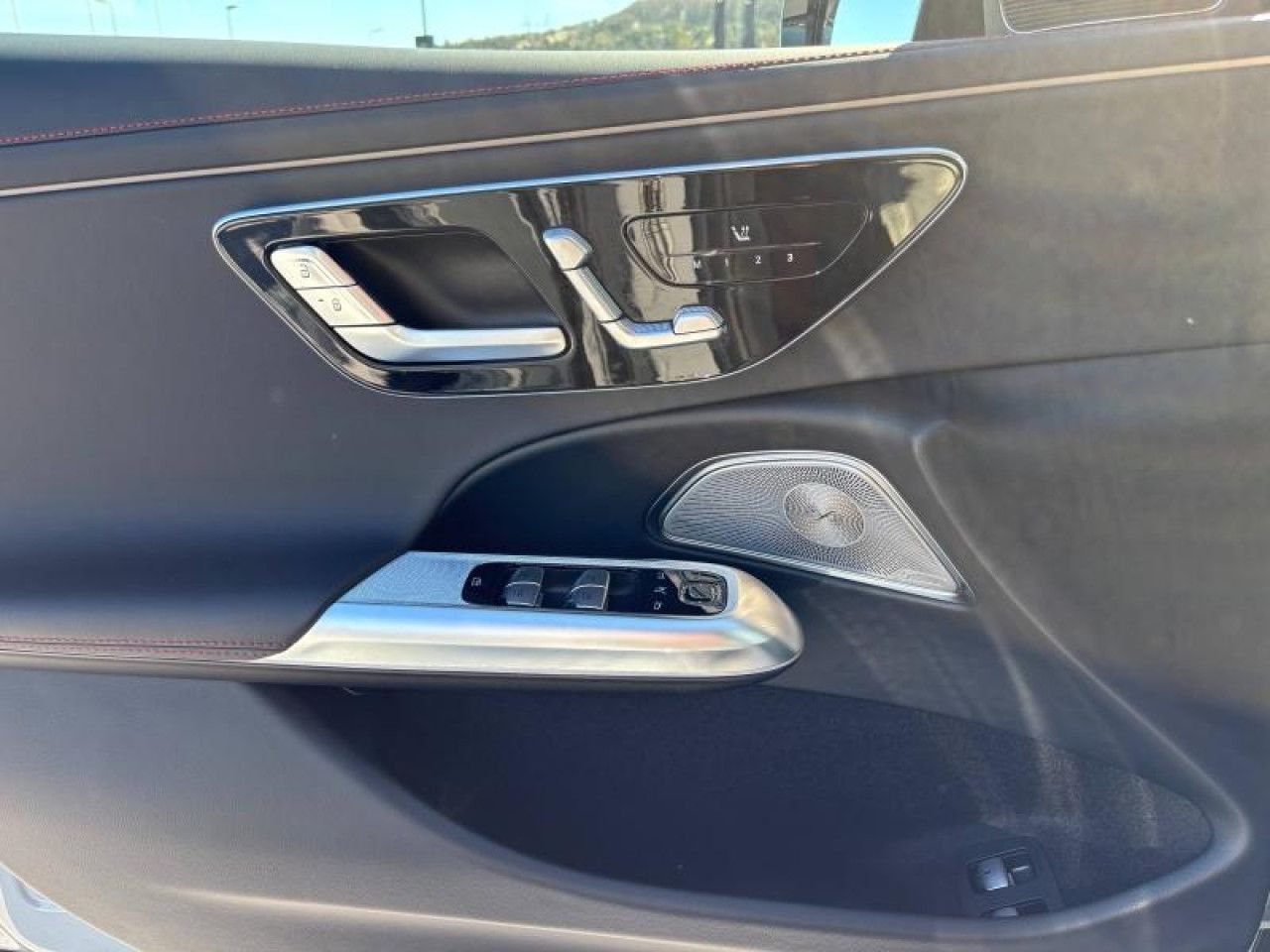 Photo du v&eacute;hicule 12 / 16