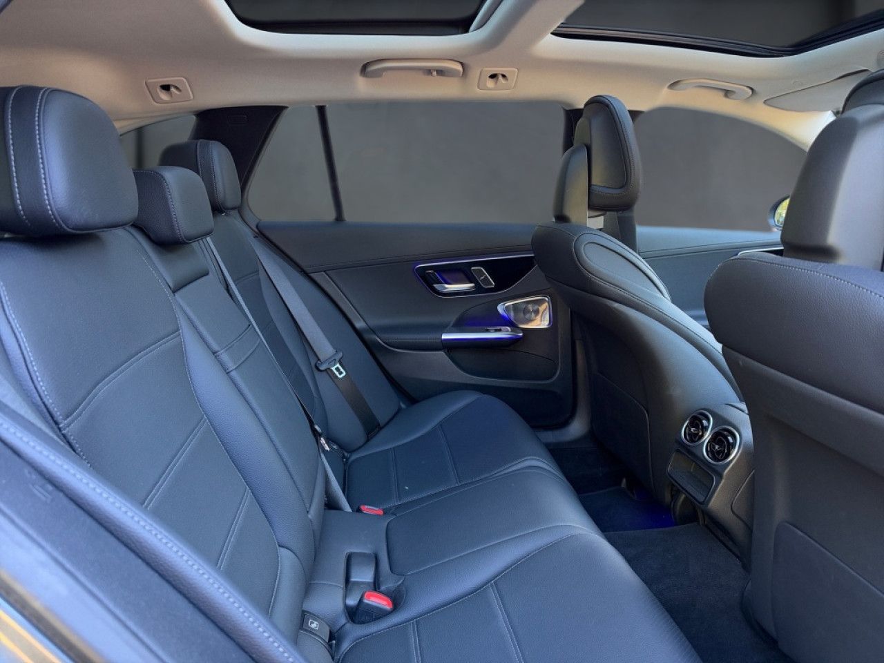 Mercedes-Benz C-Klasse – Bild 14