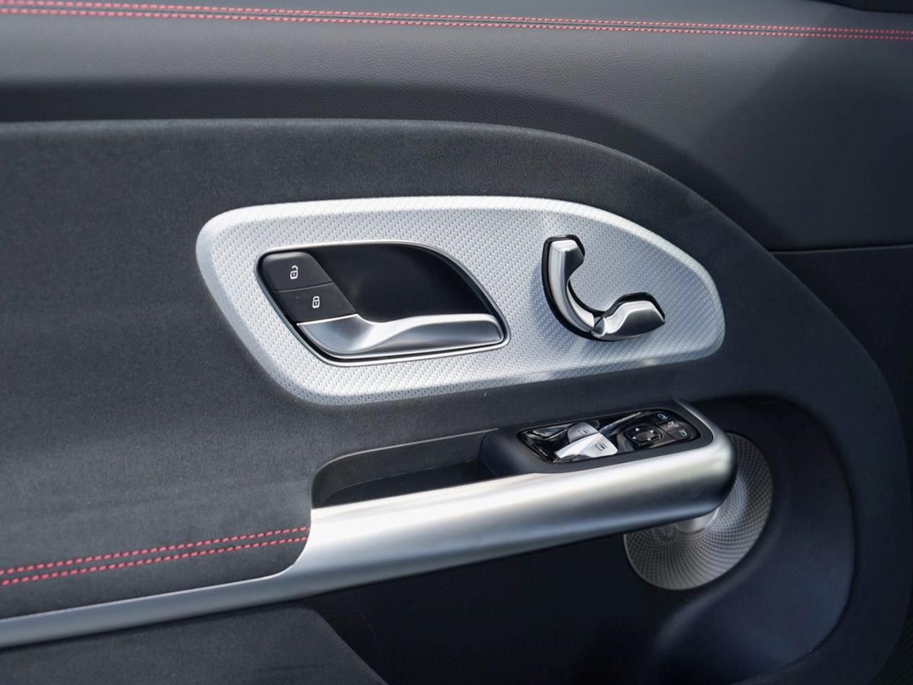 Mercedes-Benz GLB – Bild 17