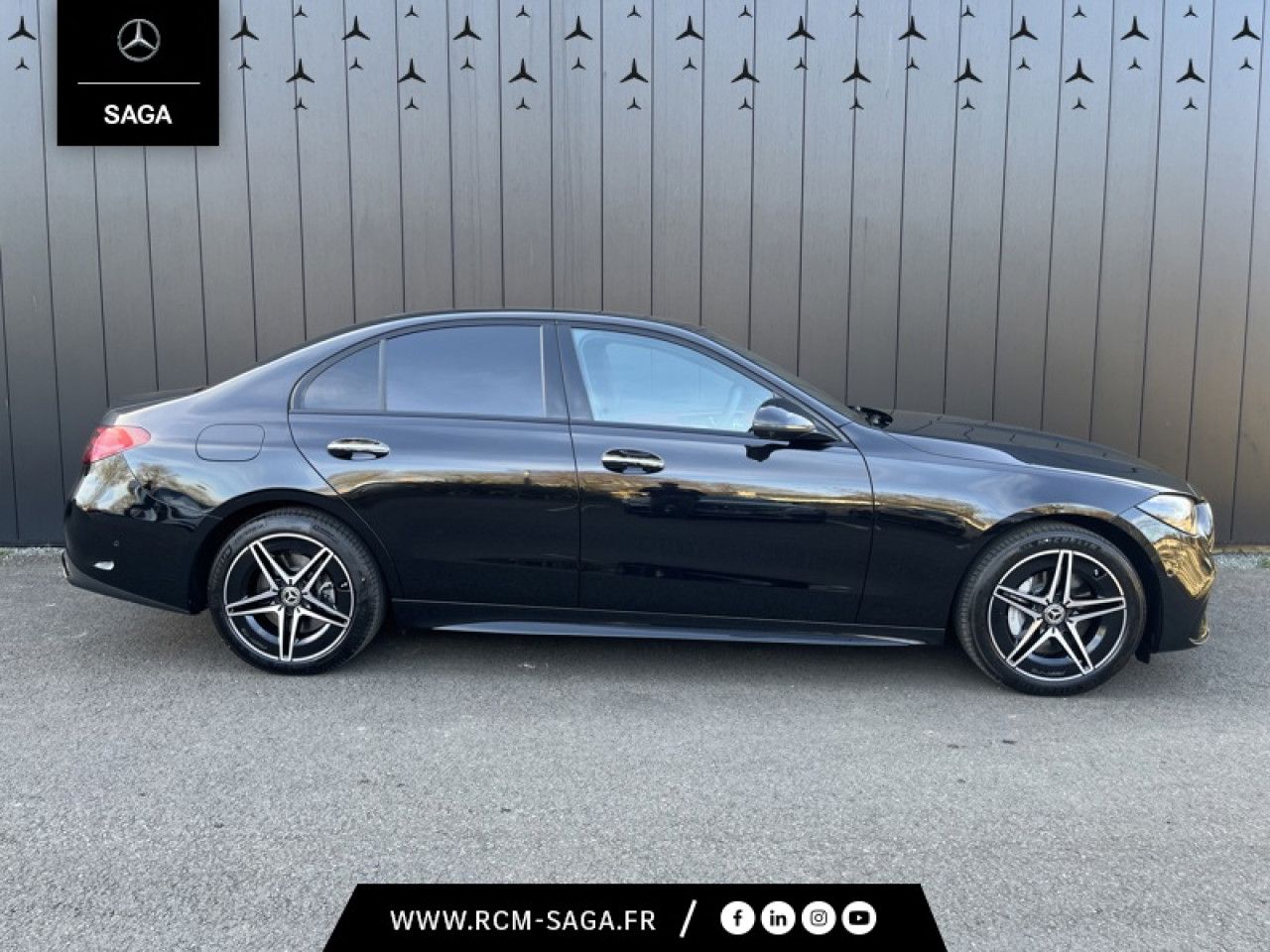 Photo du v&eacute;hicule 3 / 18