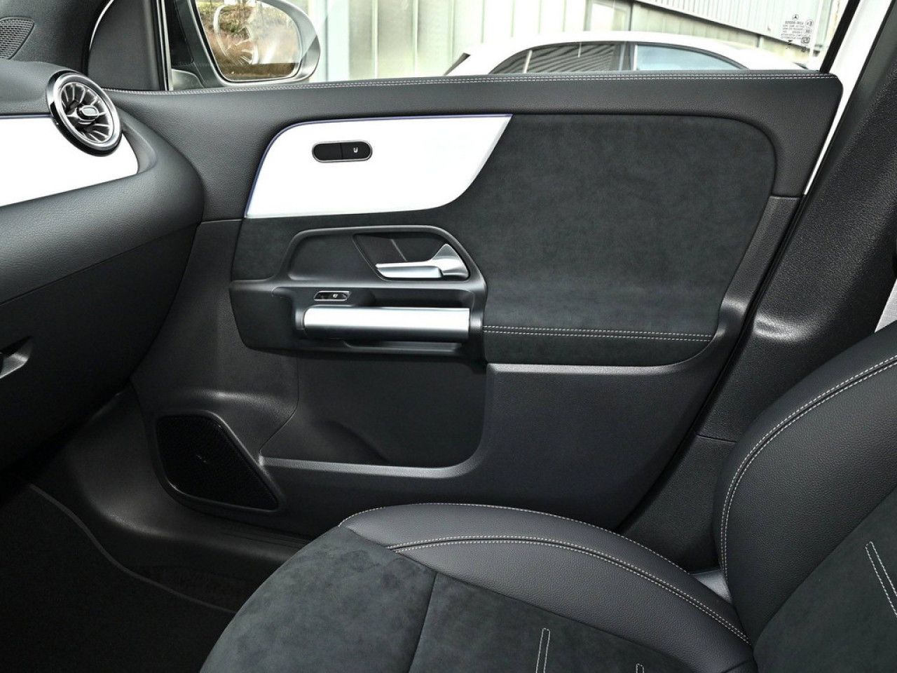 Fahrzeugbild 14 / 19