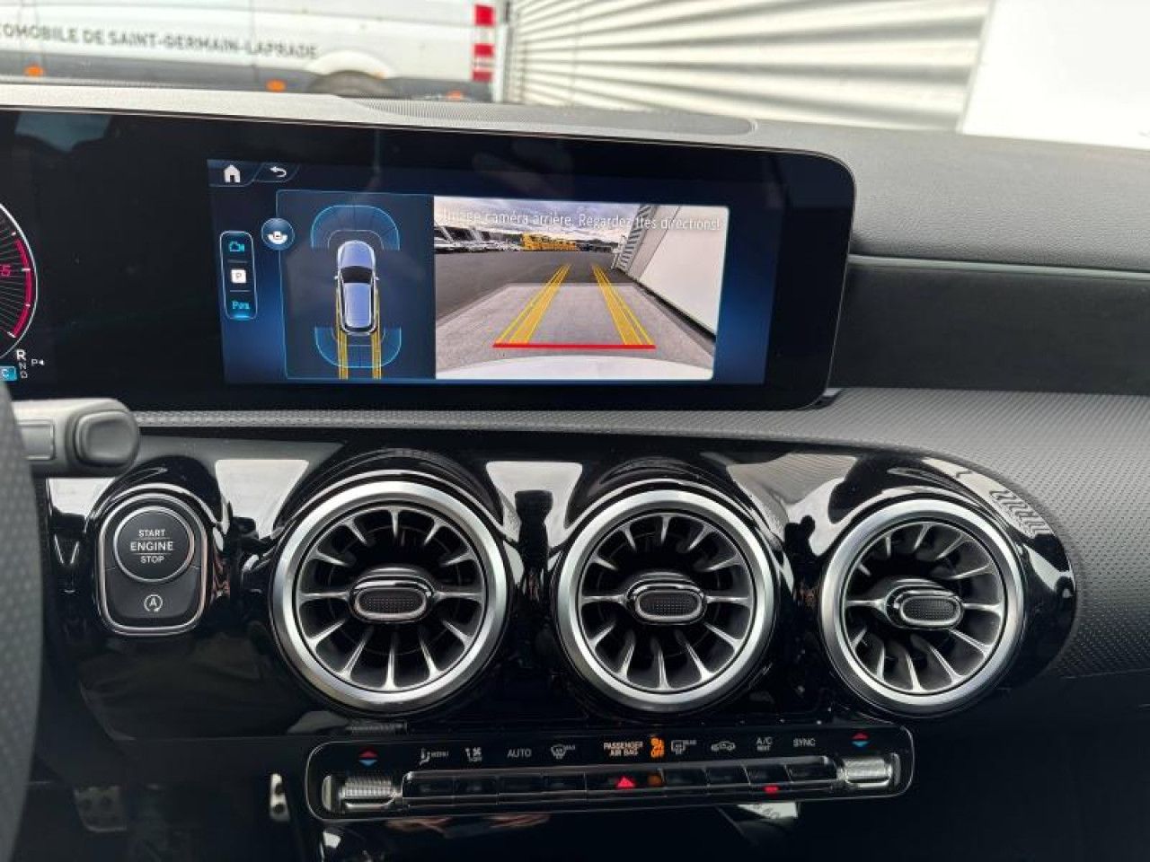 Photo du v&eacute;hicule 15 / 16