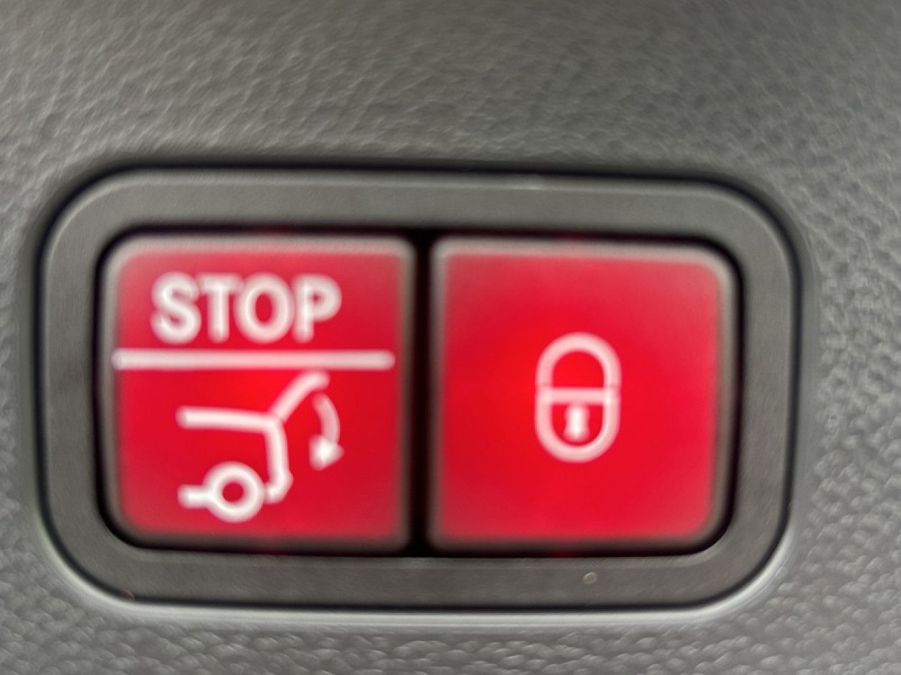 Photo du v&eacute;hicule 17 / 18