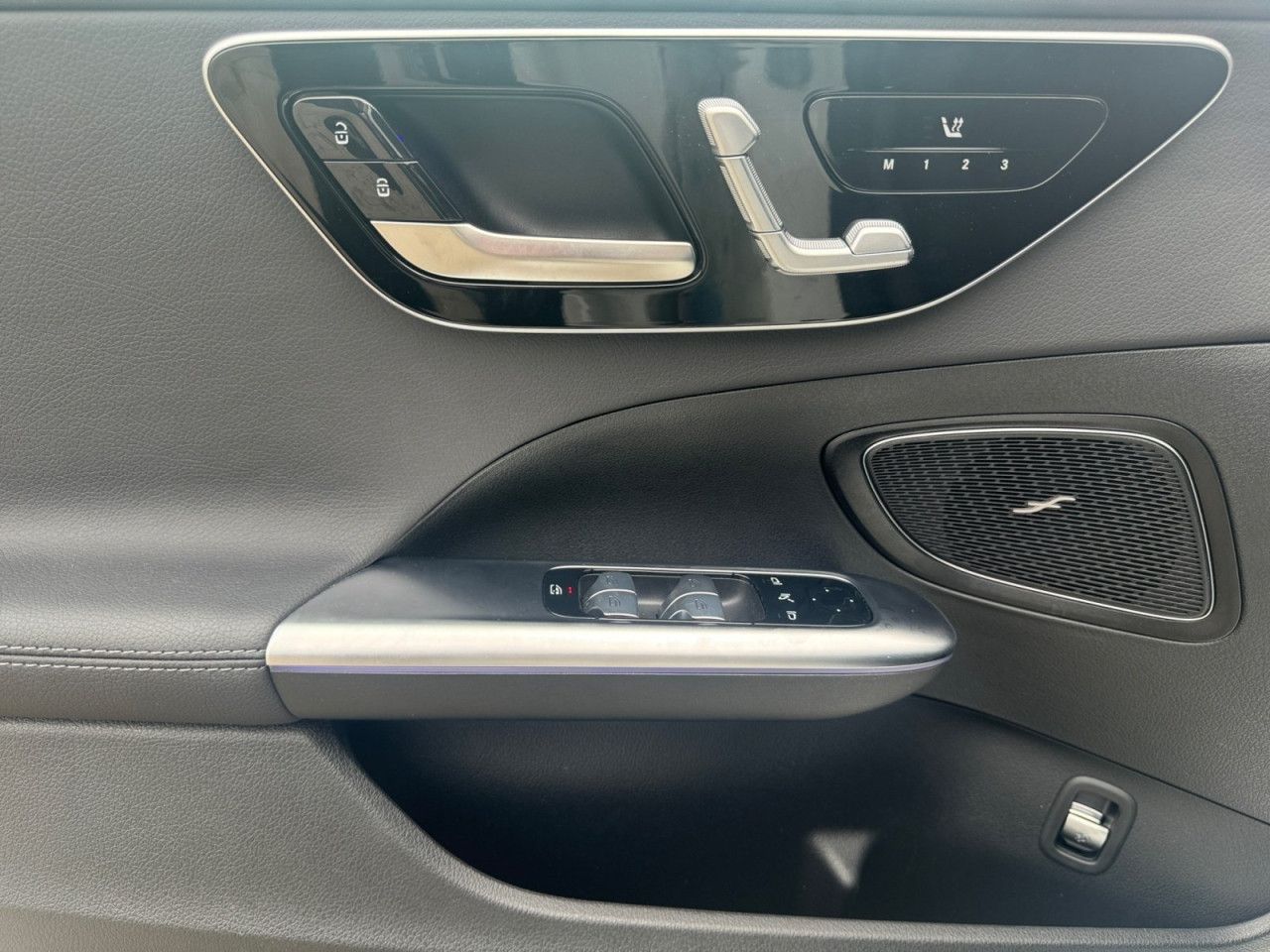 Mercedes-Benz C-Klasse – Bild 17