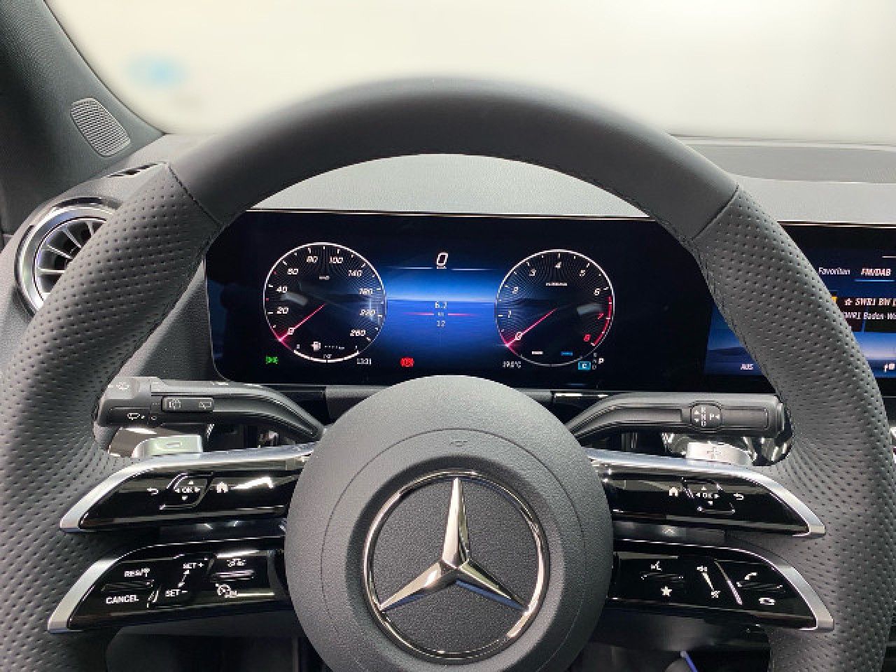 Mercedes-Benz GLA – Bild 8