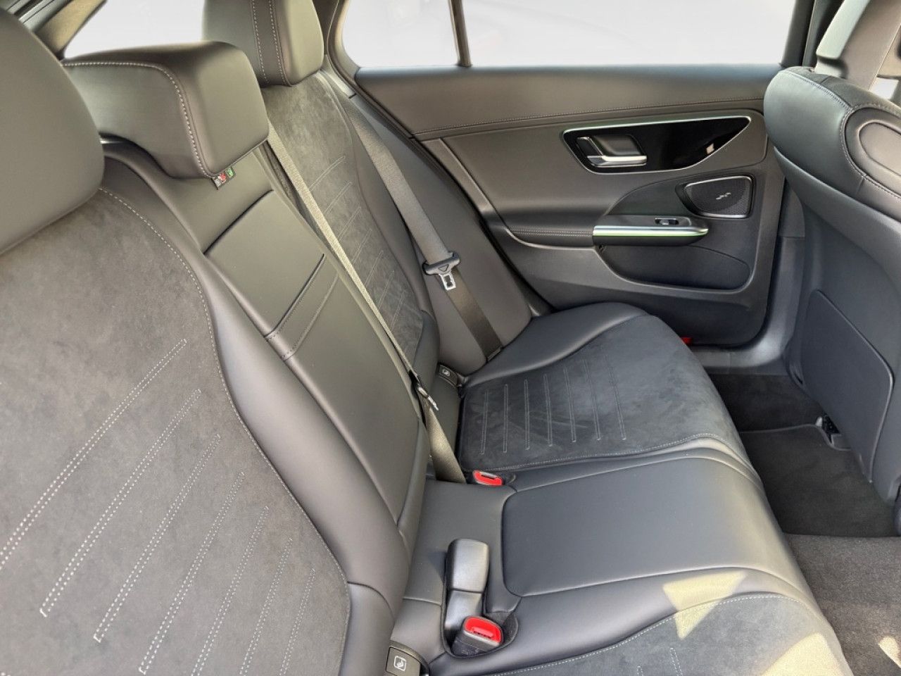 Mercedes-Benz C-Klasse – Bild 8