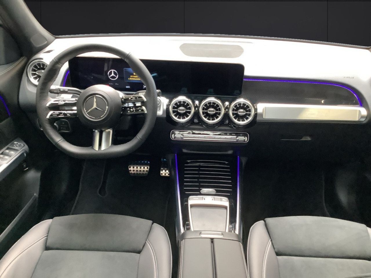 Mercedes-Benz GLB – Bild 12