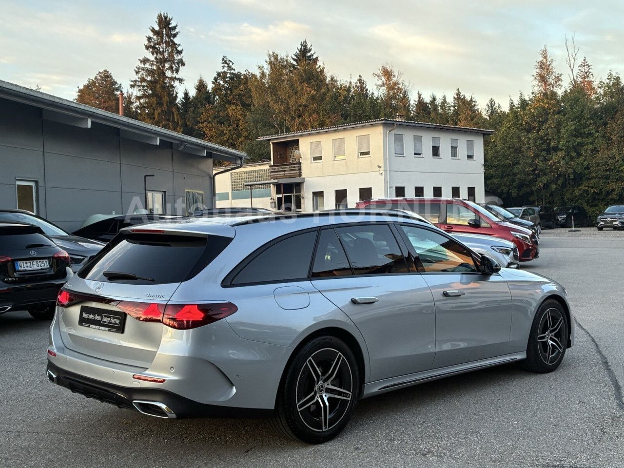 Mercedes-Benz E-Klasse – Bild 3