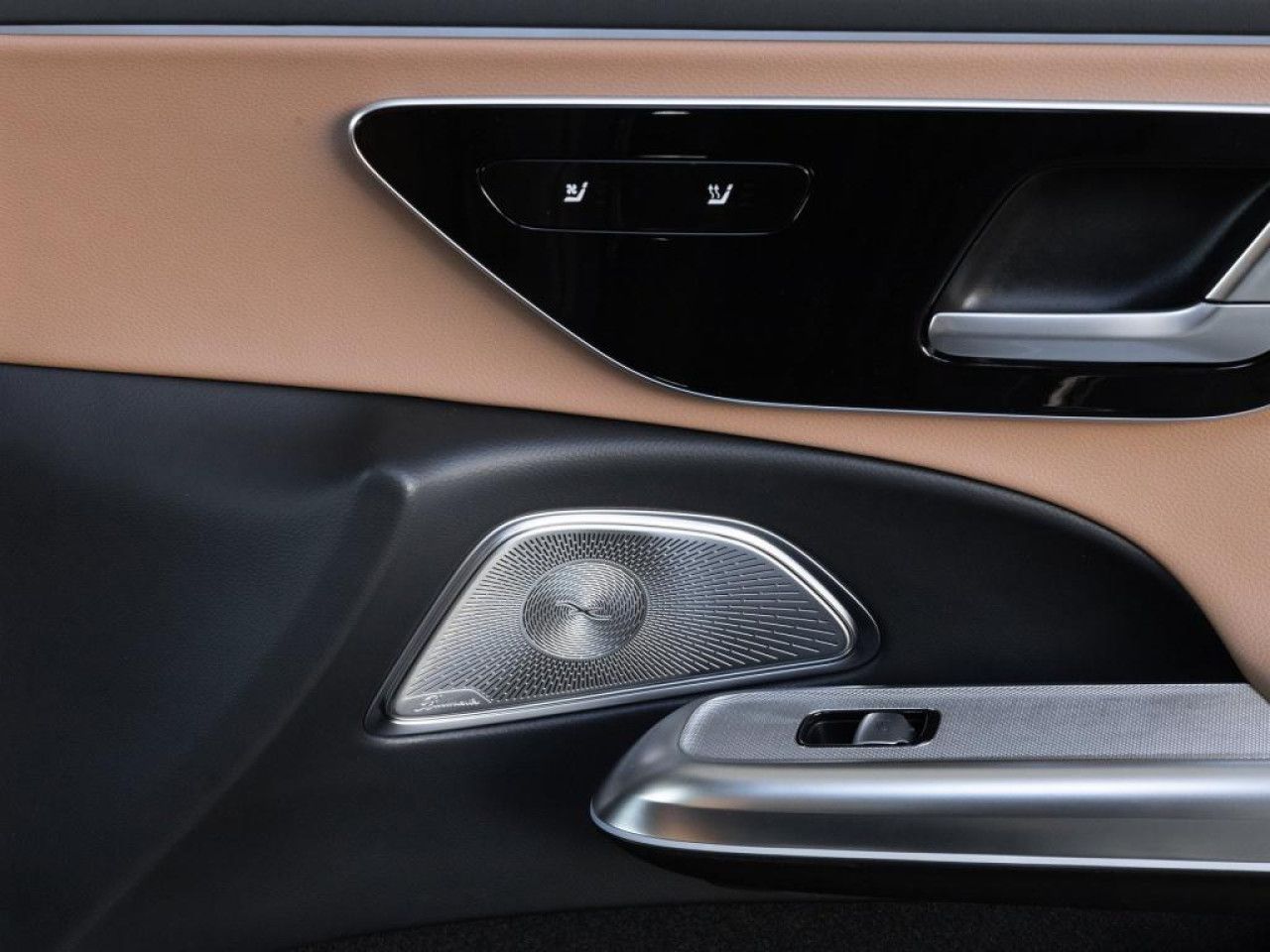 Mercedes-Benz E-Klasse – Bild 7