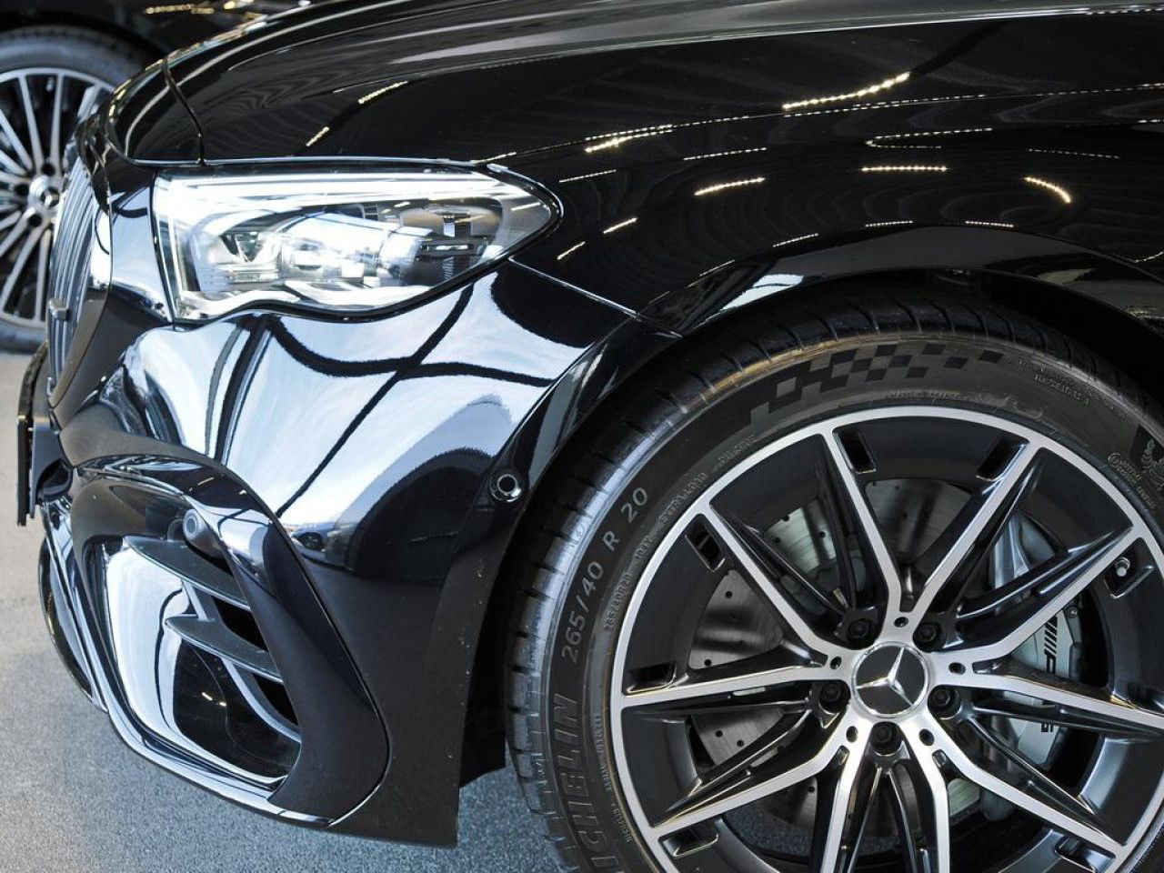 Mercedes-Benz E-Klasse – Bild 2