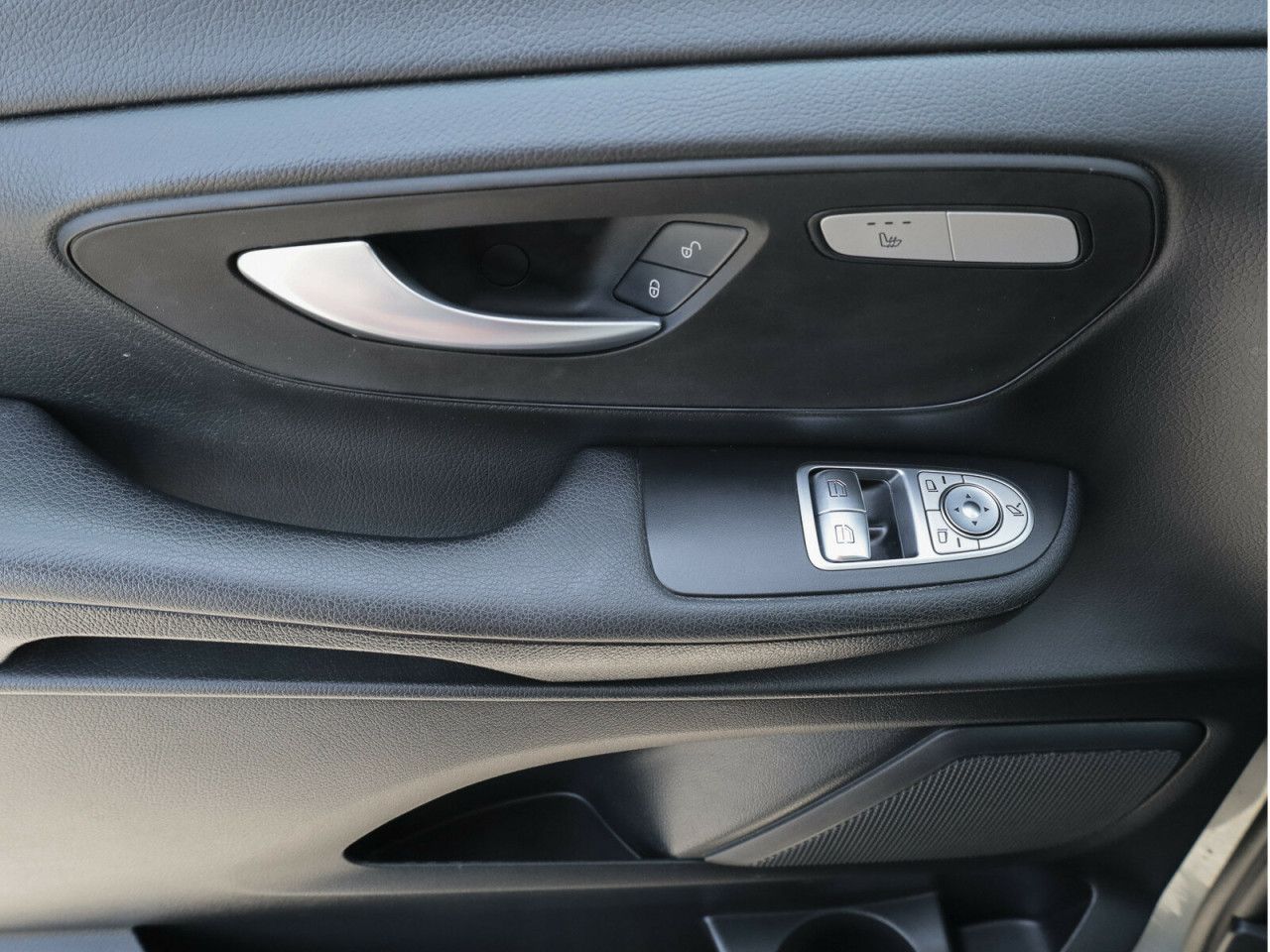 Fahrzeugbild 18 / 27