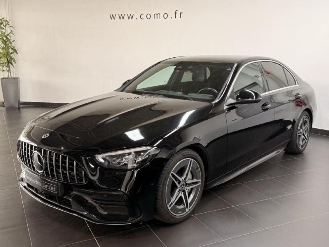 Photo du véhicule 1 / 18