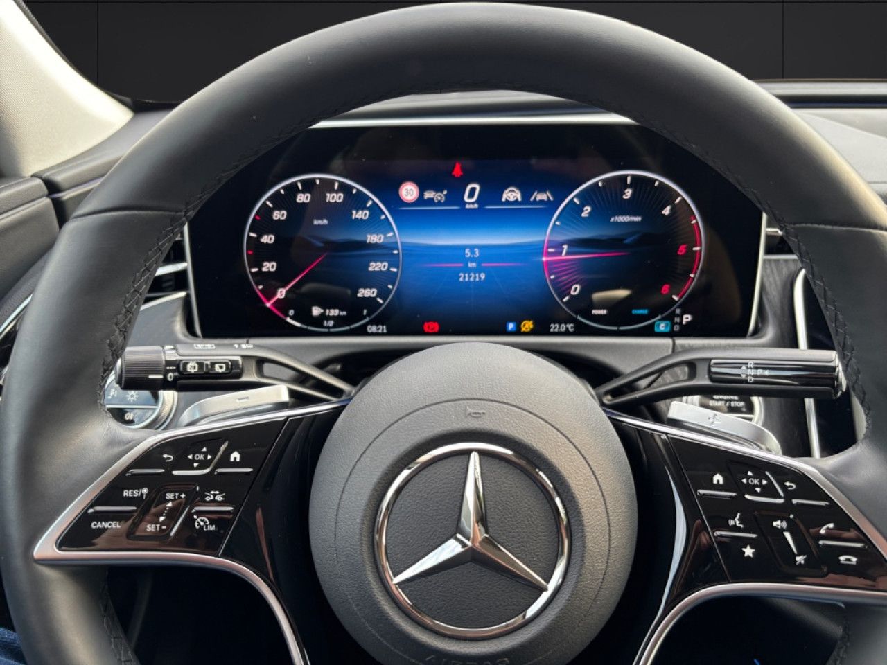 Mercedes-Benz E-Klasse – Bild 7