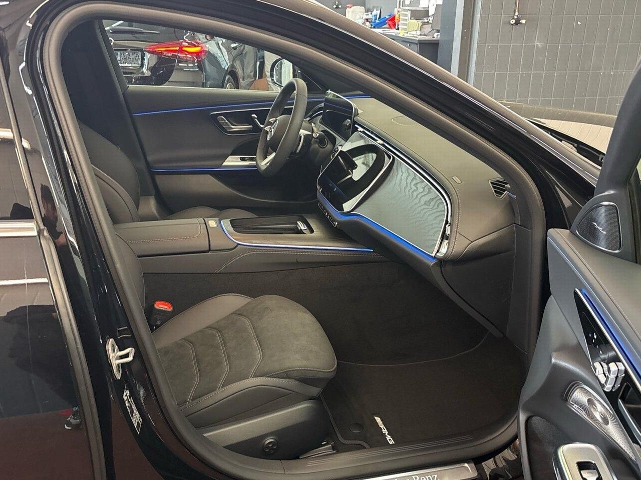 Mercedes-Benz E-Klasse – Bild 12