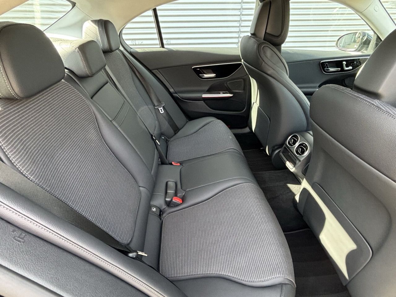 Mercedes-Benz C-Klasse – Bild 17