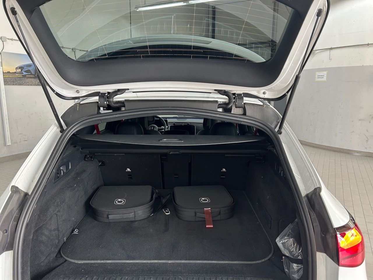 Mercedes-Benz E-Klasse – Bild 10