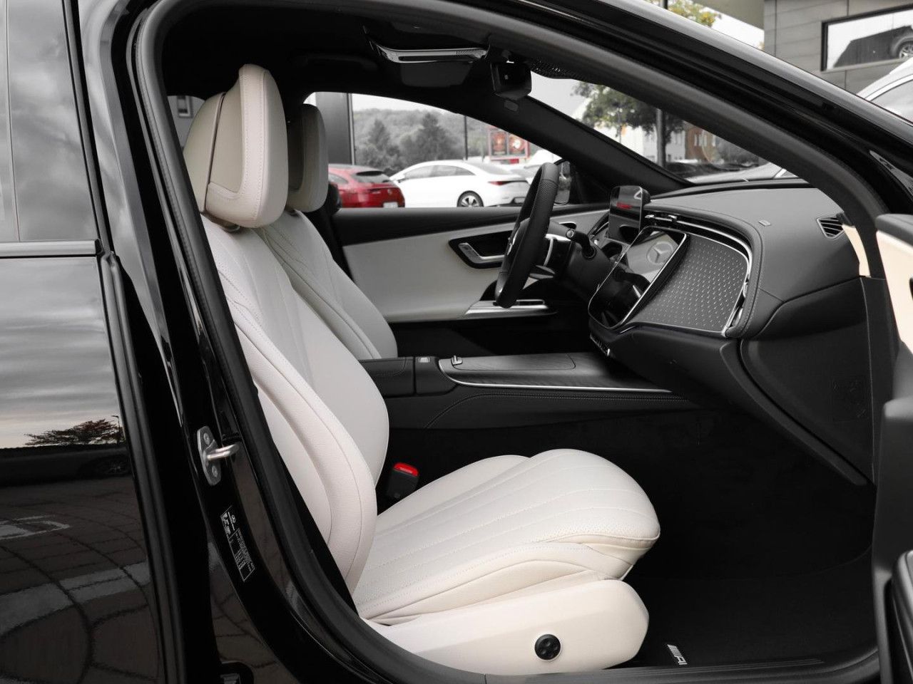 Mercedes-Benz E-Klasse – Bild 5