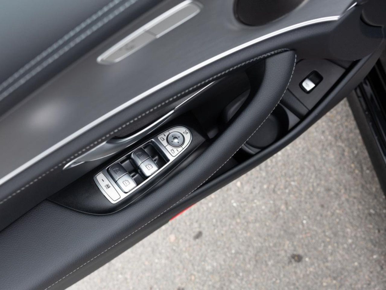 Mercedes-Benz E-Klasse – Bild 20
