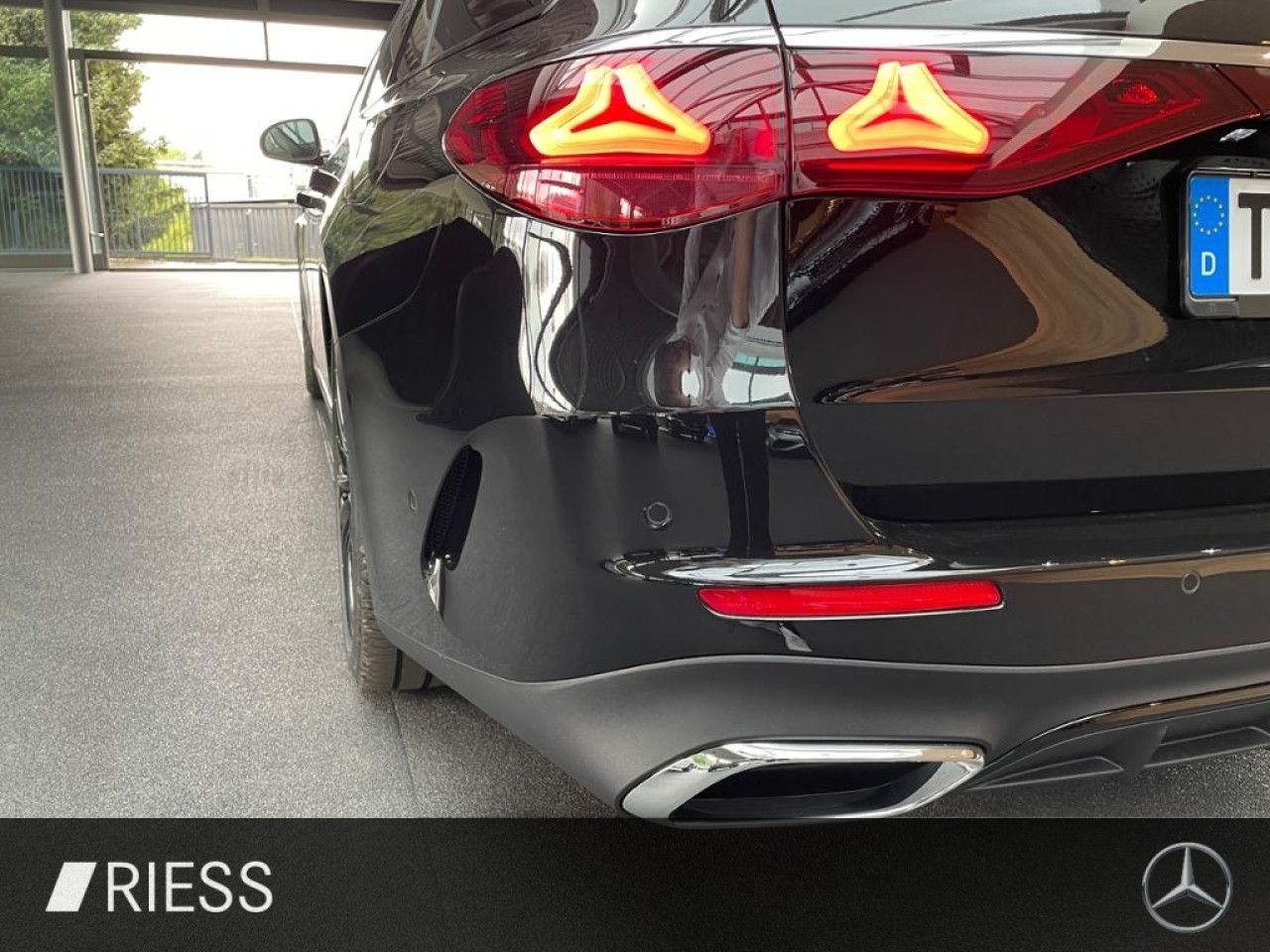 Mercedes-Benz E-Klasse – Bild 18