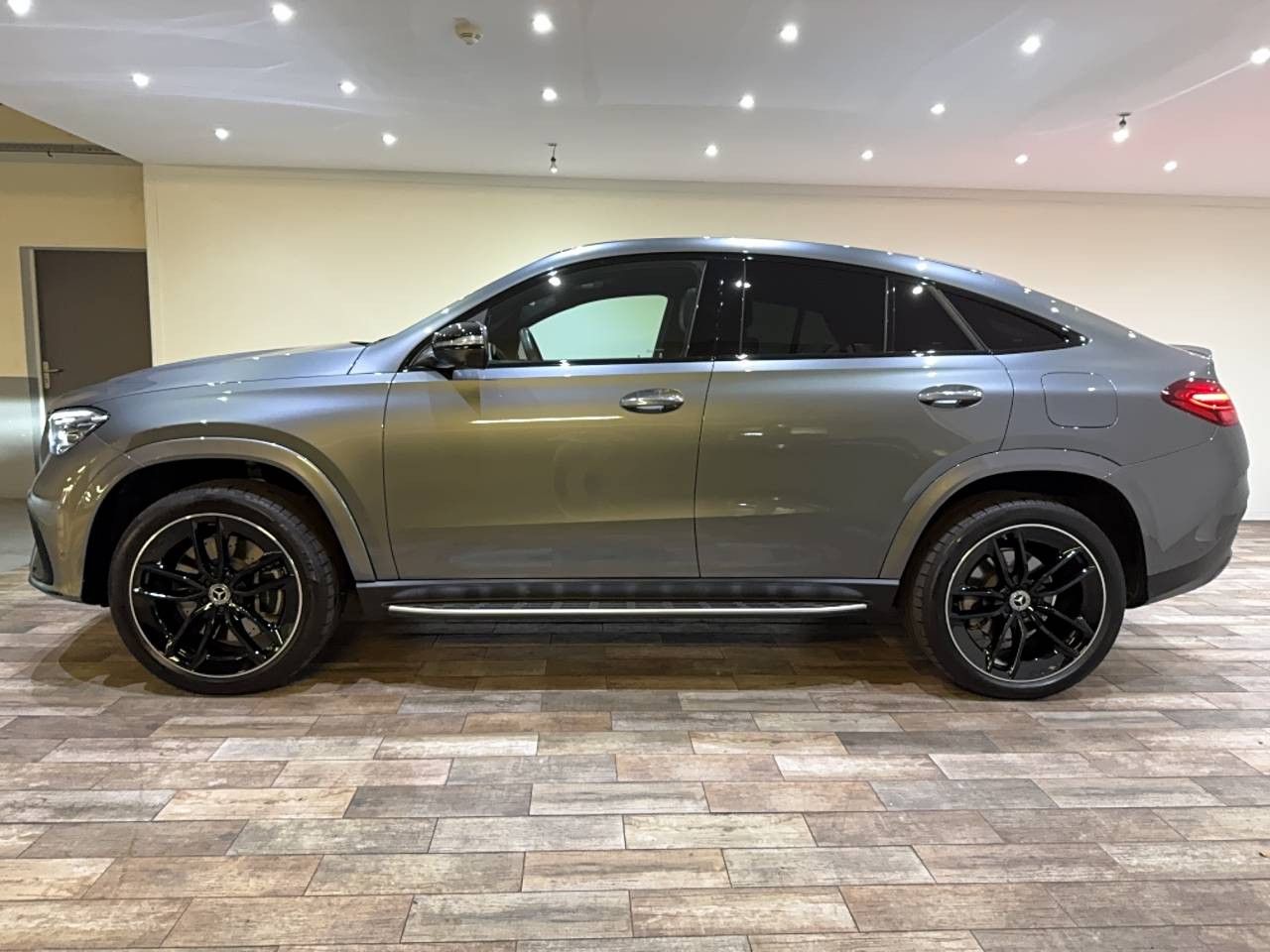 Photo du v&eacute;hicule 4 / 18