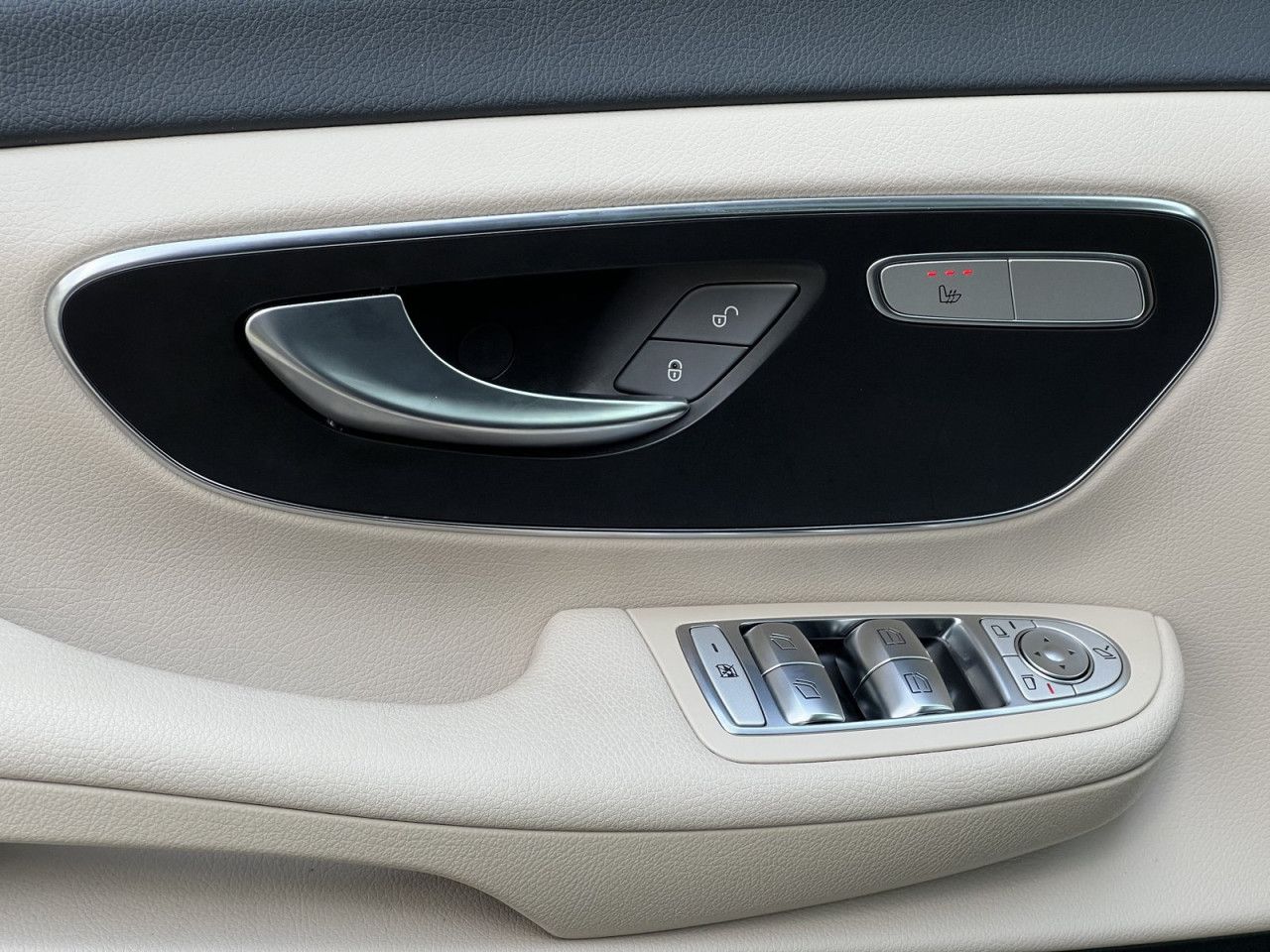 Fahrzeugbild 10 / 38