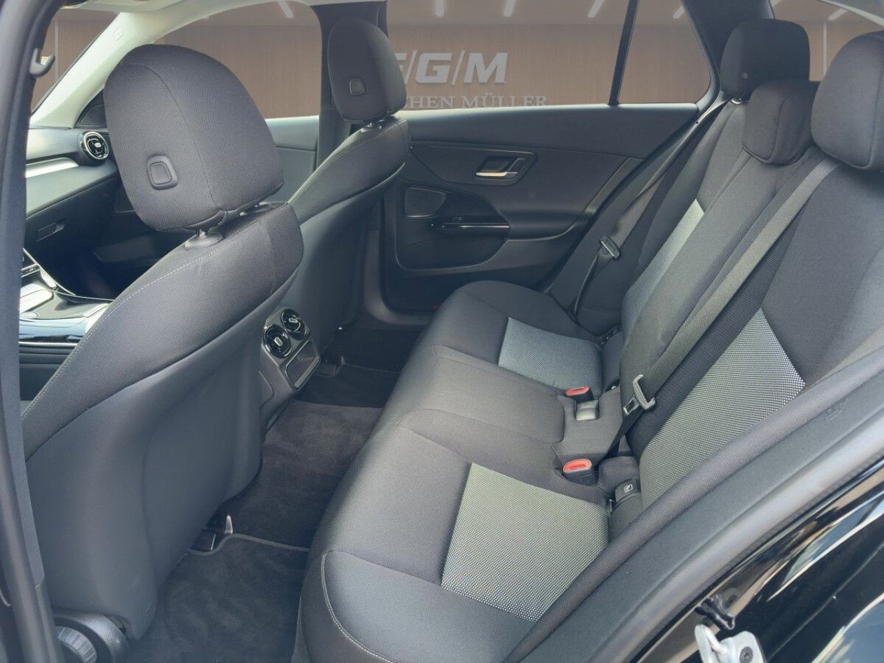 Mercedes-Benz C-Klasse – Bild 7