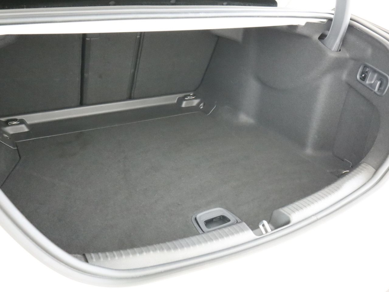 Mercedes-Benz C-Klasse – Bild 22