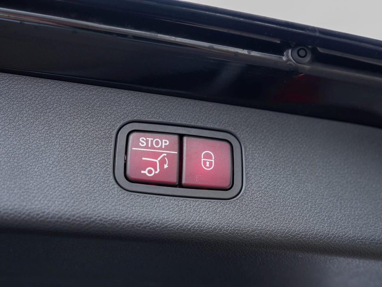 Mercedes-Benz E-Klasse – Bild 10