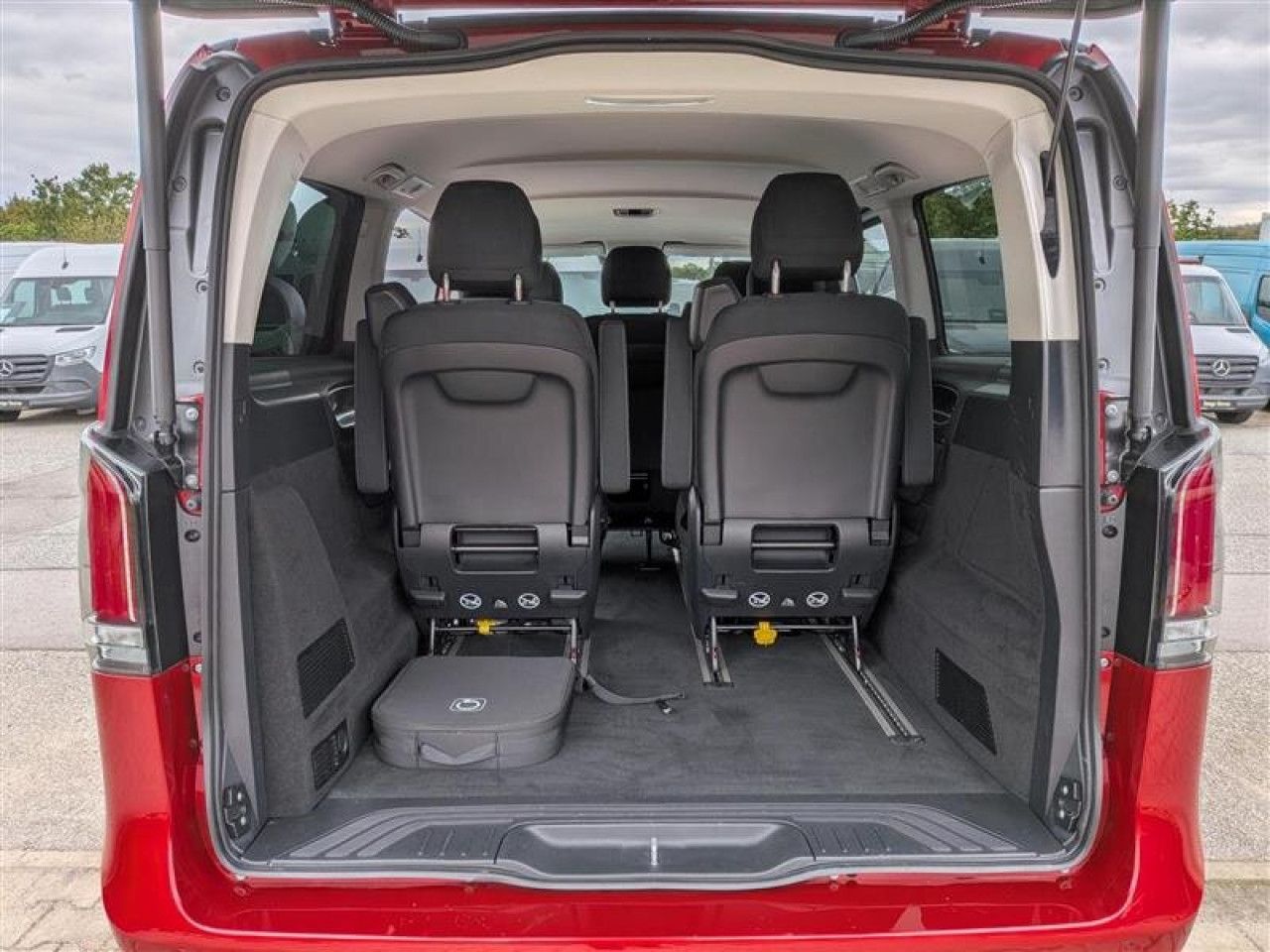 Mercedes-Benz EQV – Bild 9