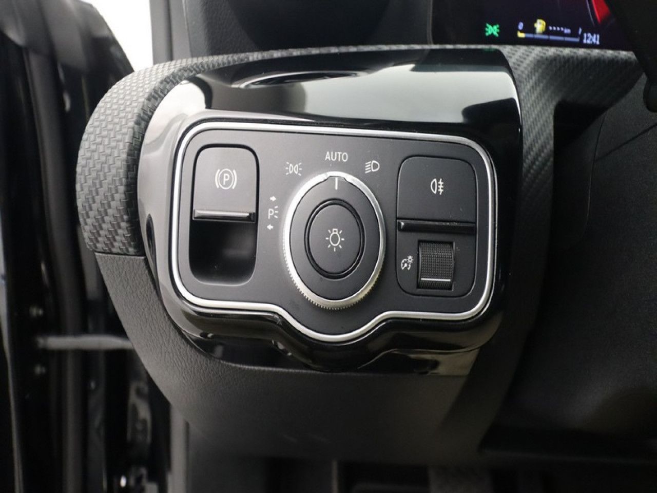 Imagem do veículo 8 / 18