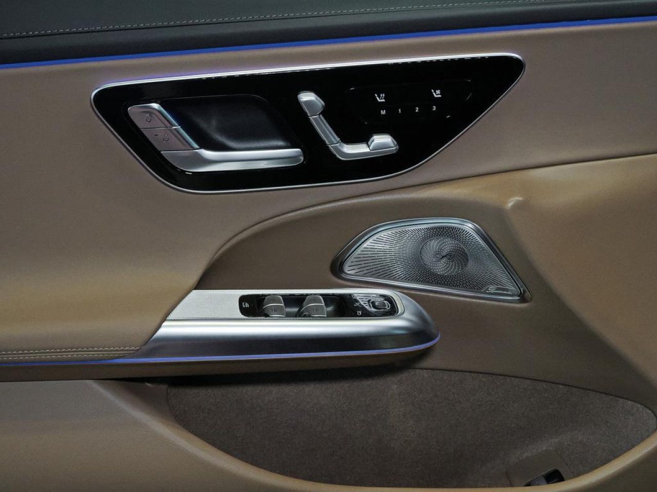 Mercedes-Benz E-Klasse – Bild 7