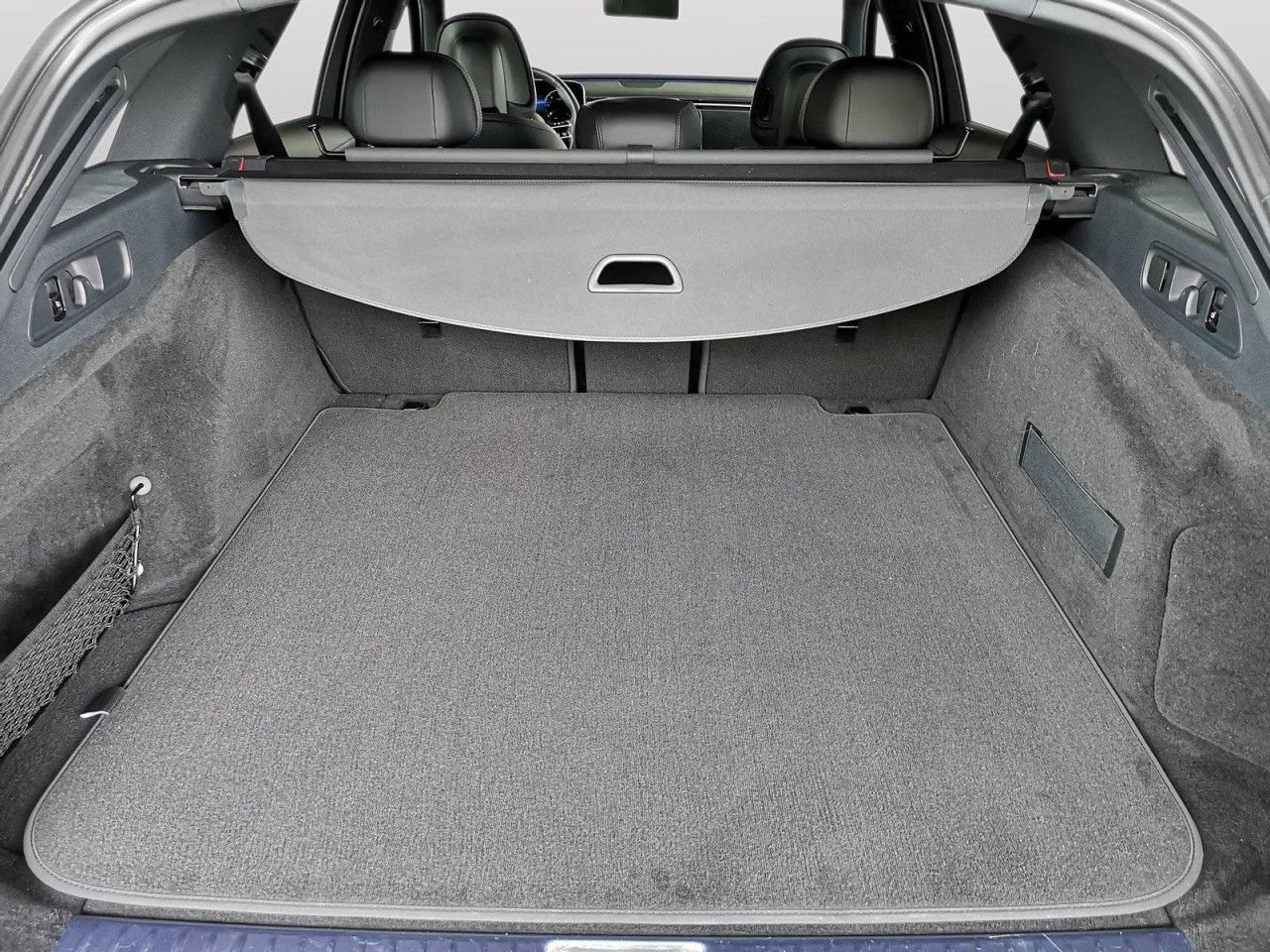 Mercedes-Benz E-Klasse – Bild 19