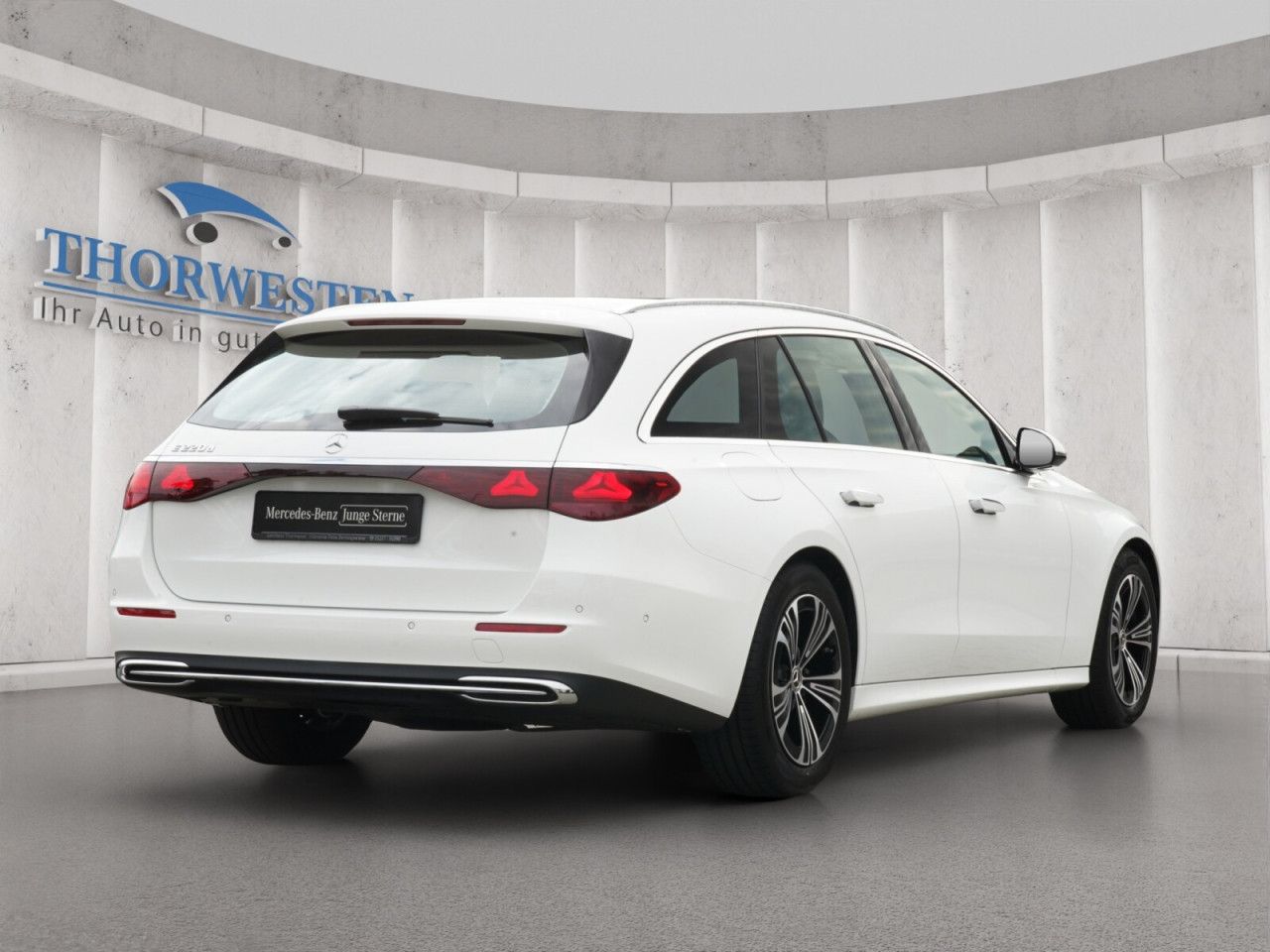 Mercedes-Benz E-Klasse – Bild 8