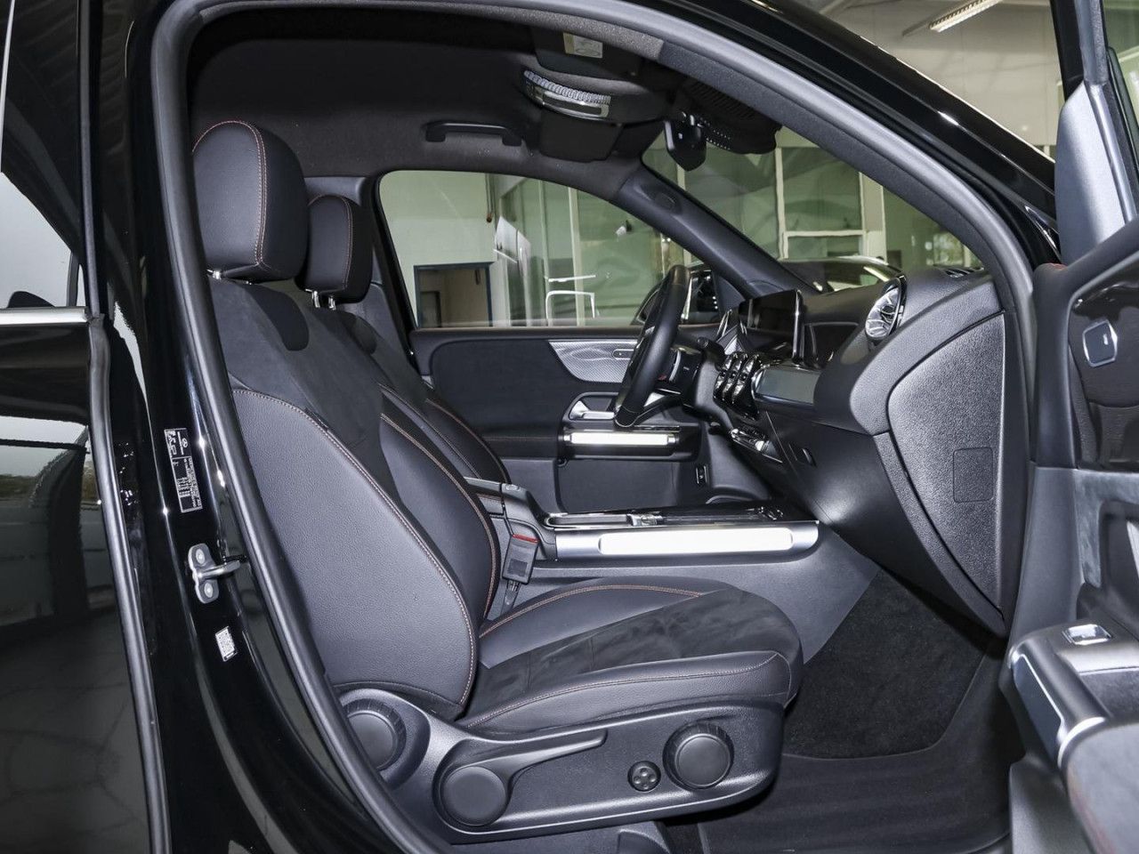 Mercedes-Benz GLB – Bild 5
