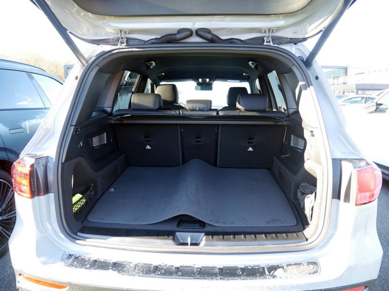 Mercedes-Benz GLB – Bild 11