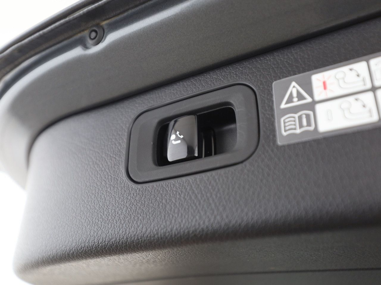 Mercedes-Benz C-Klasse – Bild 20