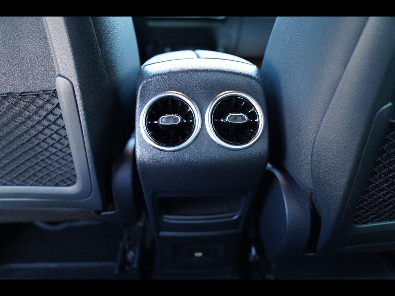 Fahrzeugbild 18 / 29