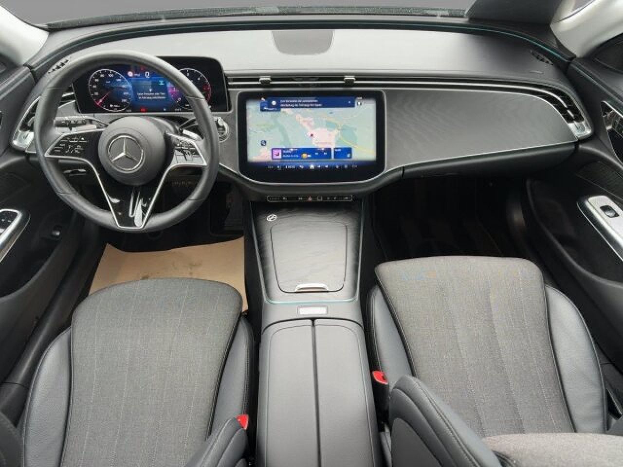 Mercedes-Benz E-Klasse – Bild 7