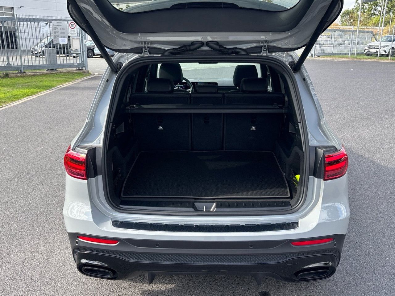 Mercedes-Benz GLB – Bild 19