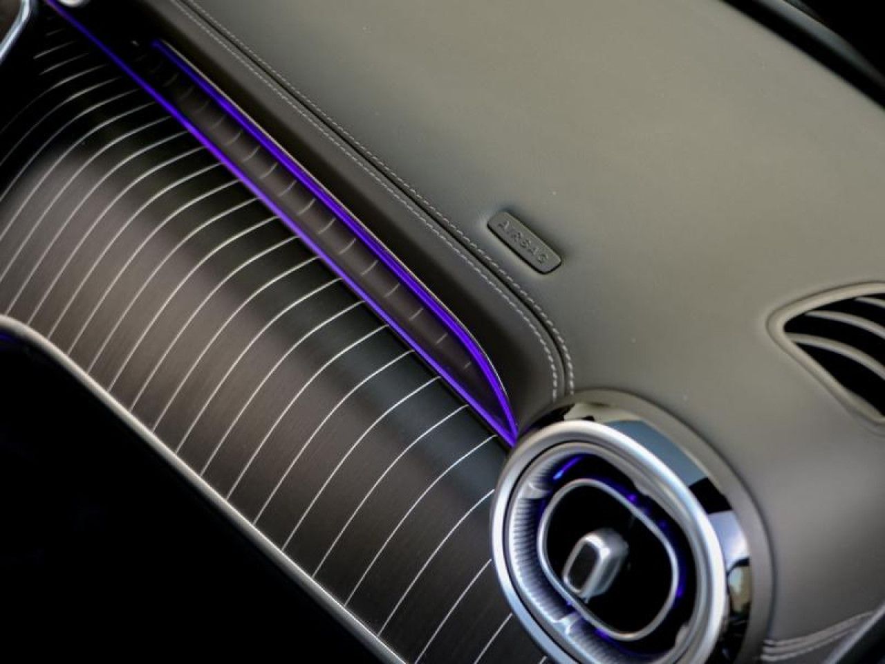 Photo du v&eacute;hicule 12 / 18