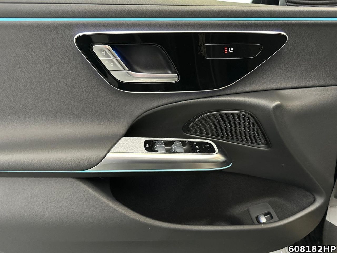 Mercedes-Benz E-Klasse – Bild 9