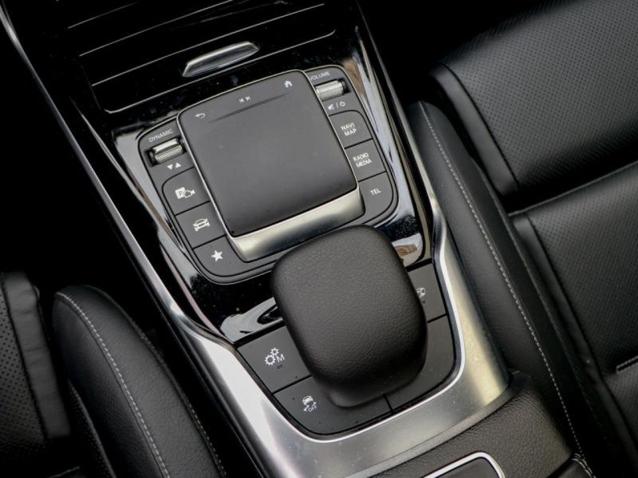 Photo du v&eacute;hicule 12 / 18