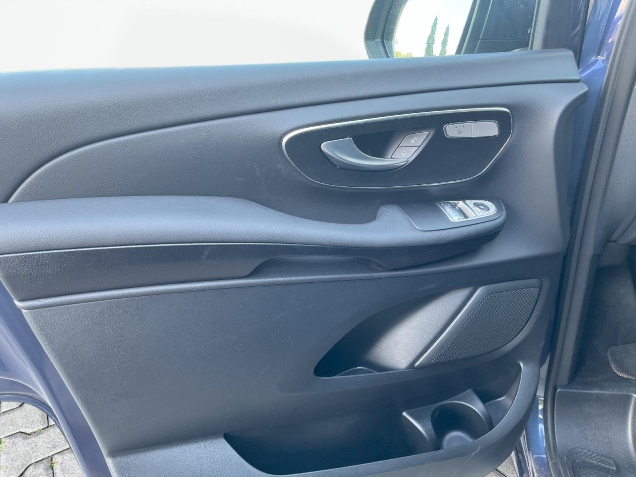 Zdjęcie pojazdu 10 / 31