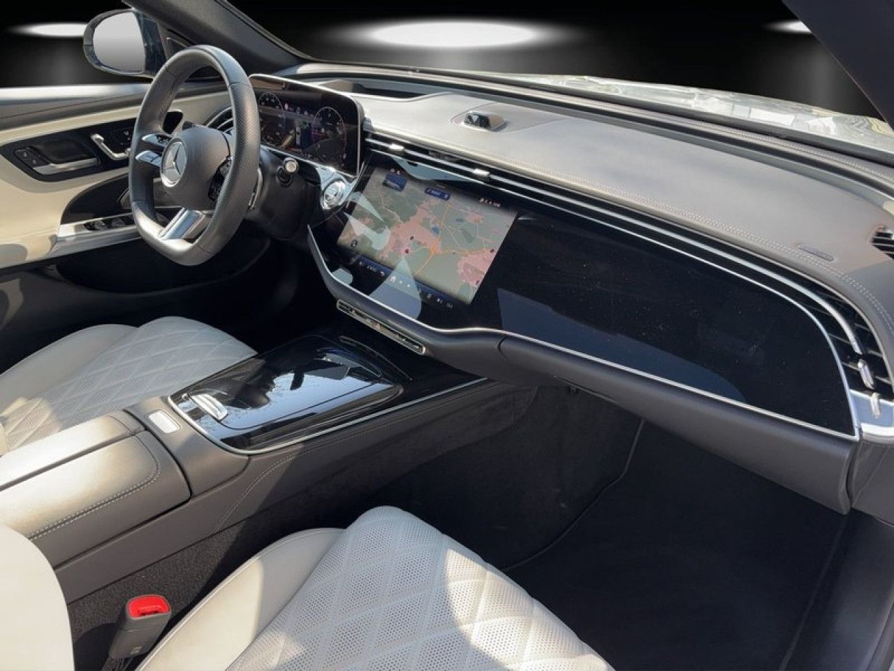 Mercedes-Benz E-Klasse – Bild 16