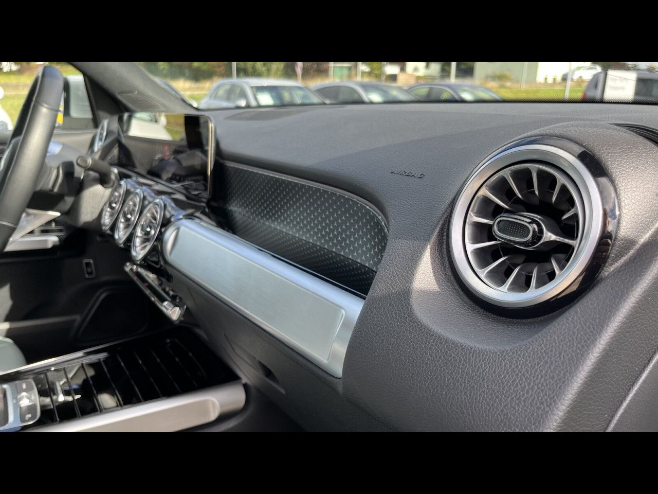 Fahrzeugbild 25 / 30