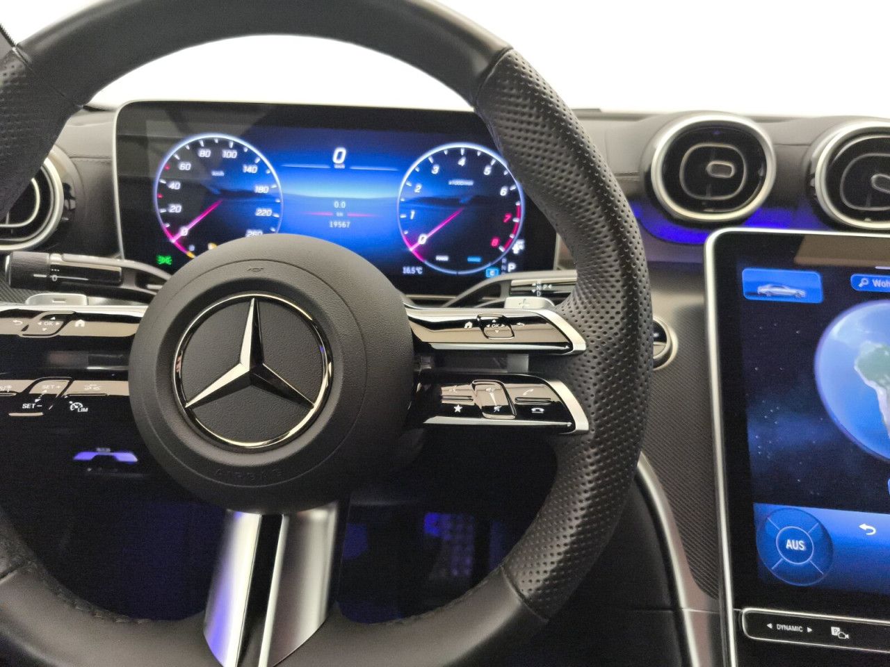 Mercedes-Benz C-Klasse – Bild 17