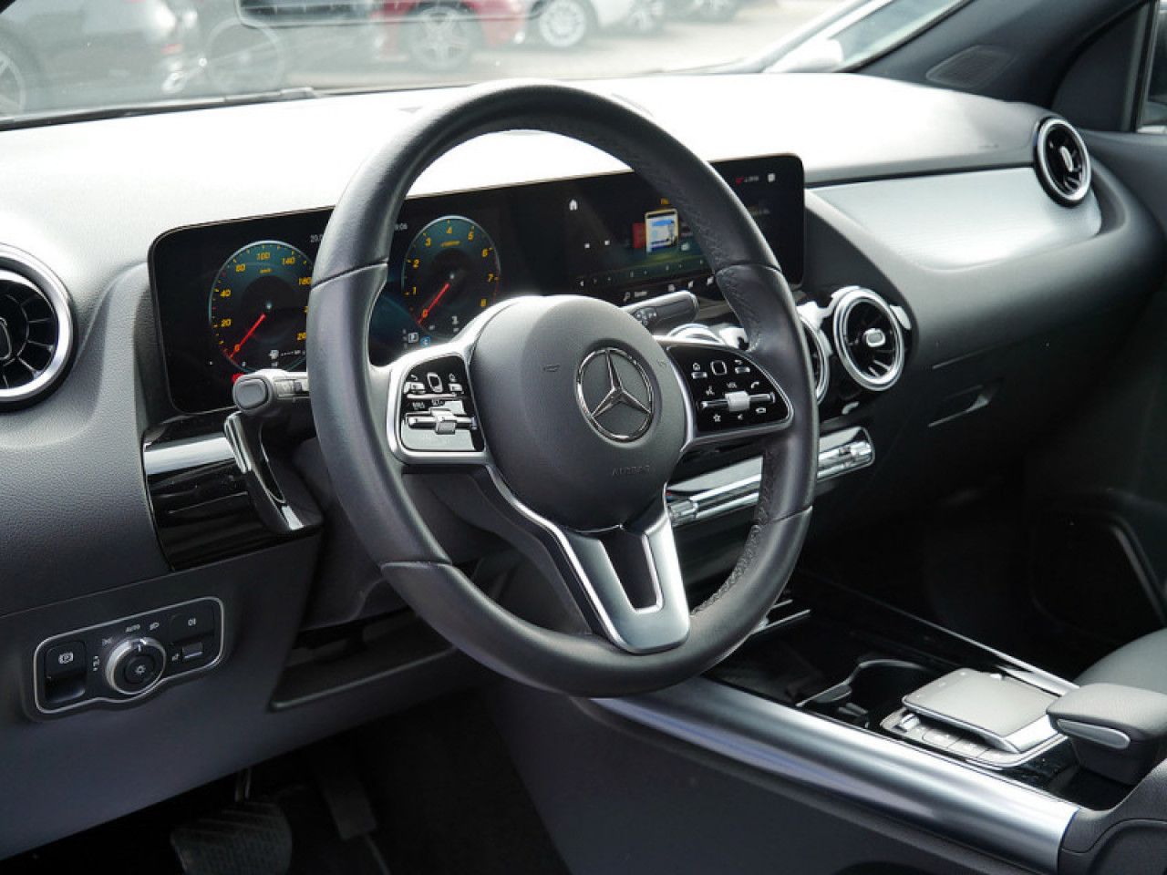 Mercedes-Benz GLA – Bild 11