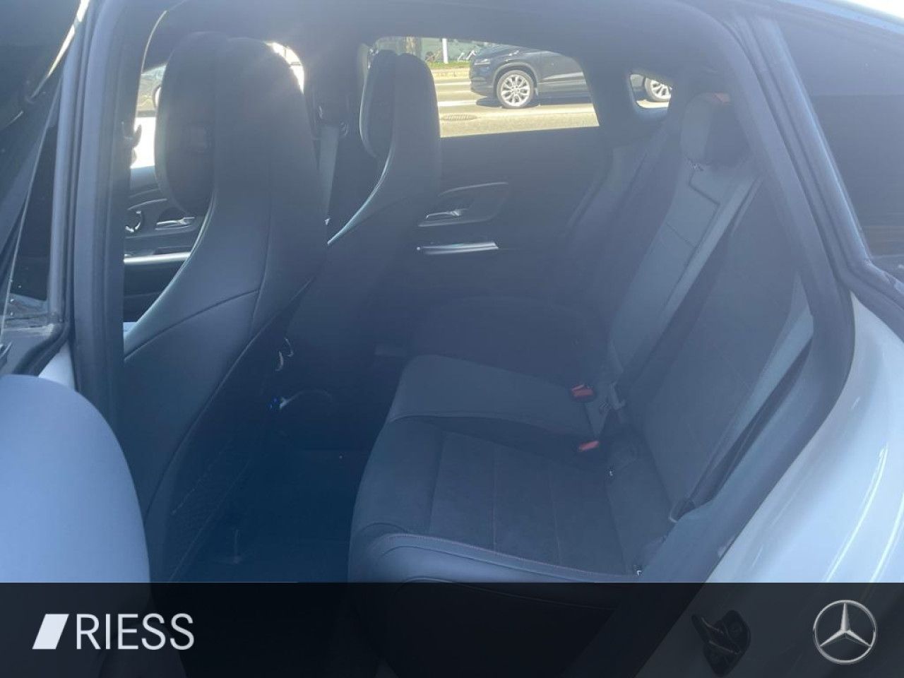 Mercedes-Benz CLA – Bild 4