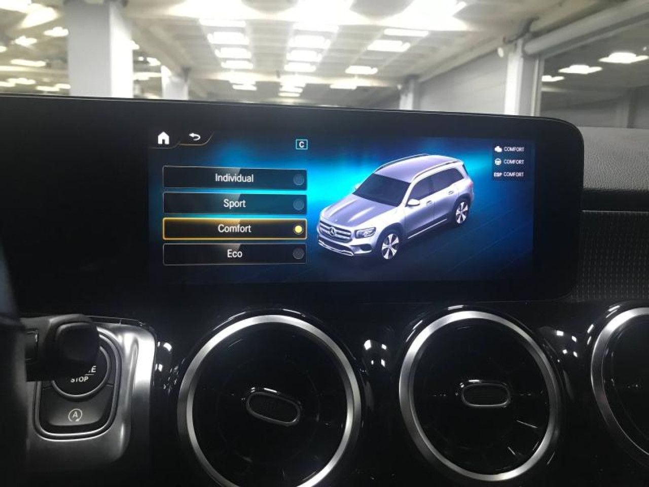 Photo du v&eacute;hicule 12 / 18